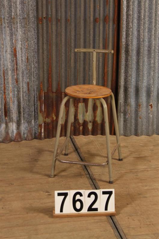 Vintage Hocker