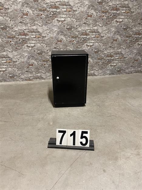 Industrial cabinet | Black cabinet