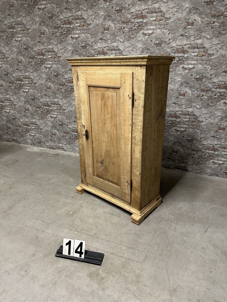 Eiken Meubels 2026 Nr14 150x99x47 Artnr305580 (8)