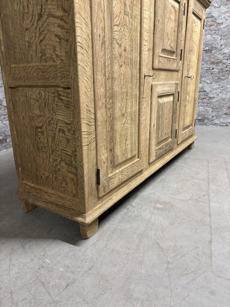 Eiken Meubels 2026 Nr16 76x240x102 Artnr305590 (7)
