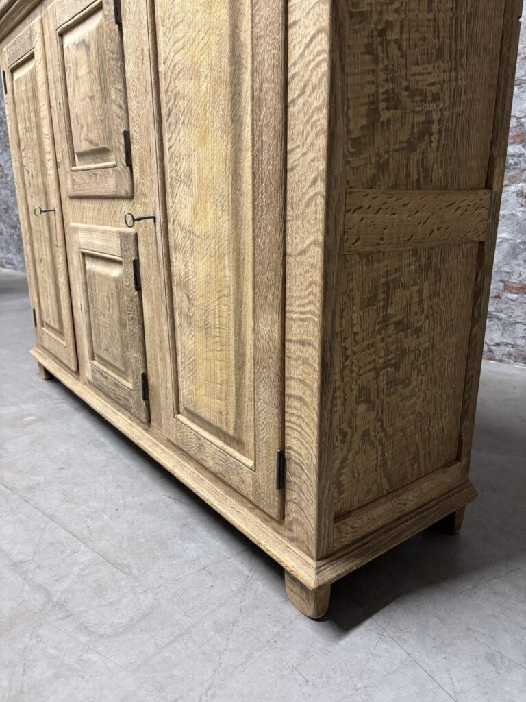 Eiken Meubels 2026 Nr16 76x240x102 Artnr305590 (9)