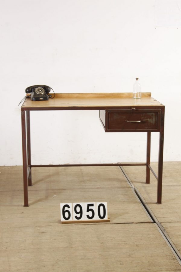 Vintage bureau 6950