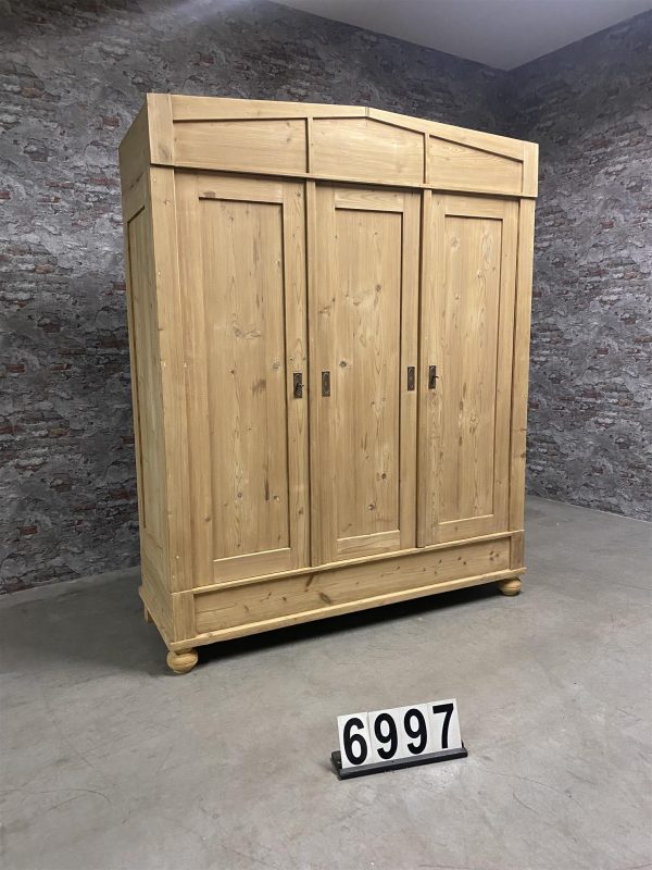 Antique pine wardrobe 6997