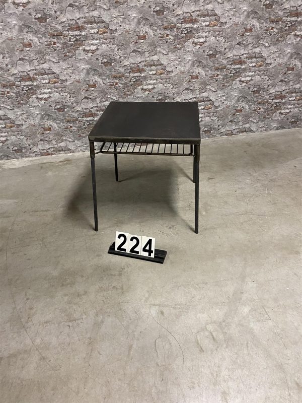 Industrial vintage table/sidetable 224