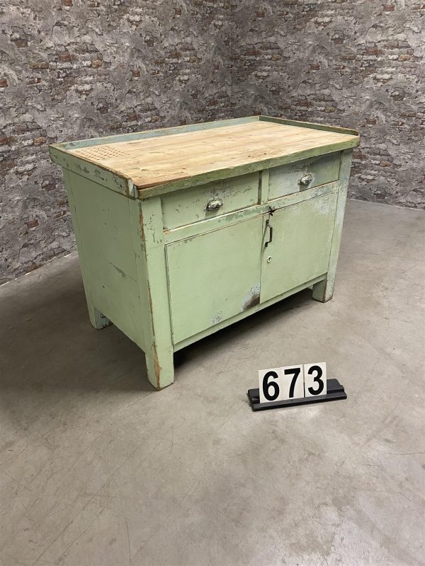 Industrial vintage workbench/desk 673