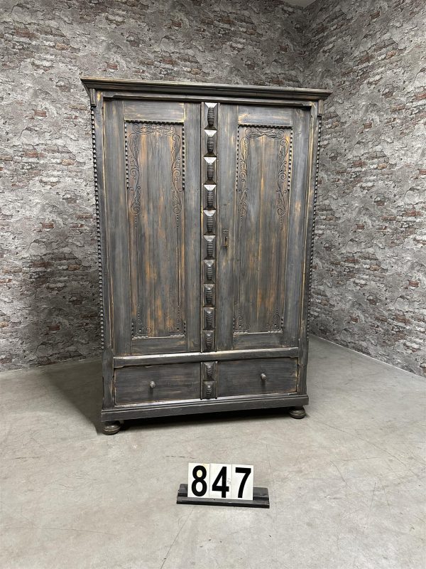 Pine vintage cabinet 847