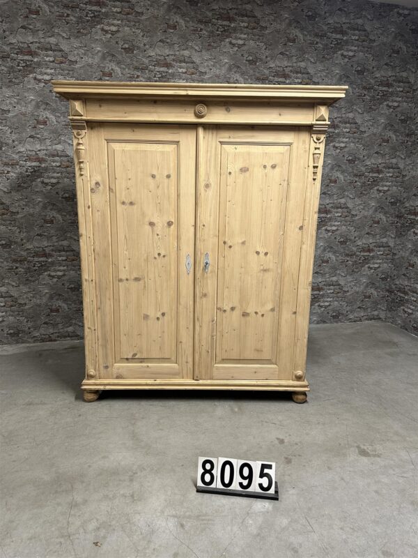 Antique pine wardrobe | cabinet 8095