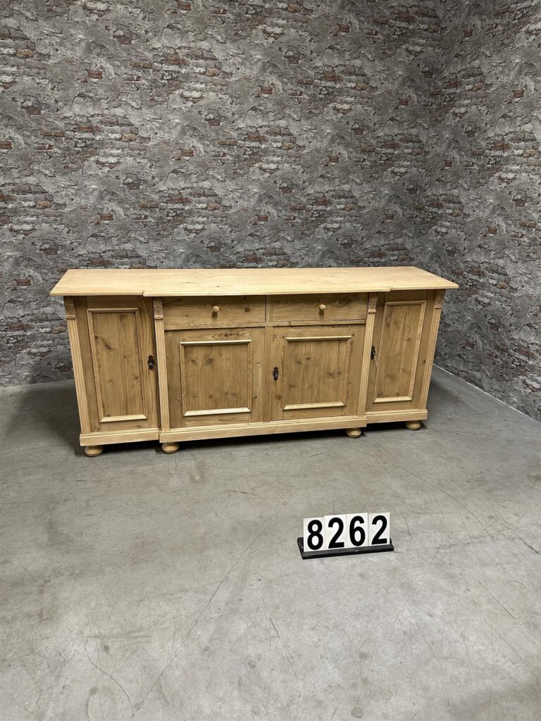 Antiek grenen dressoir