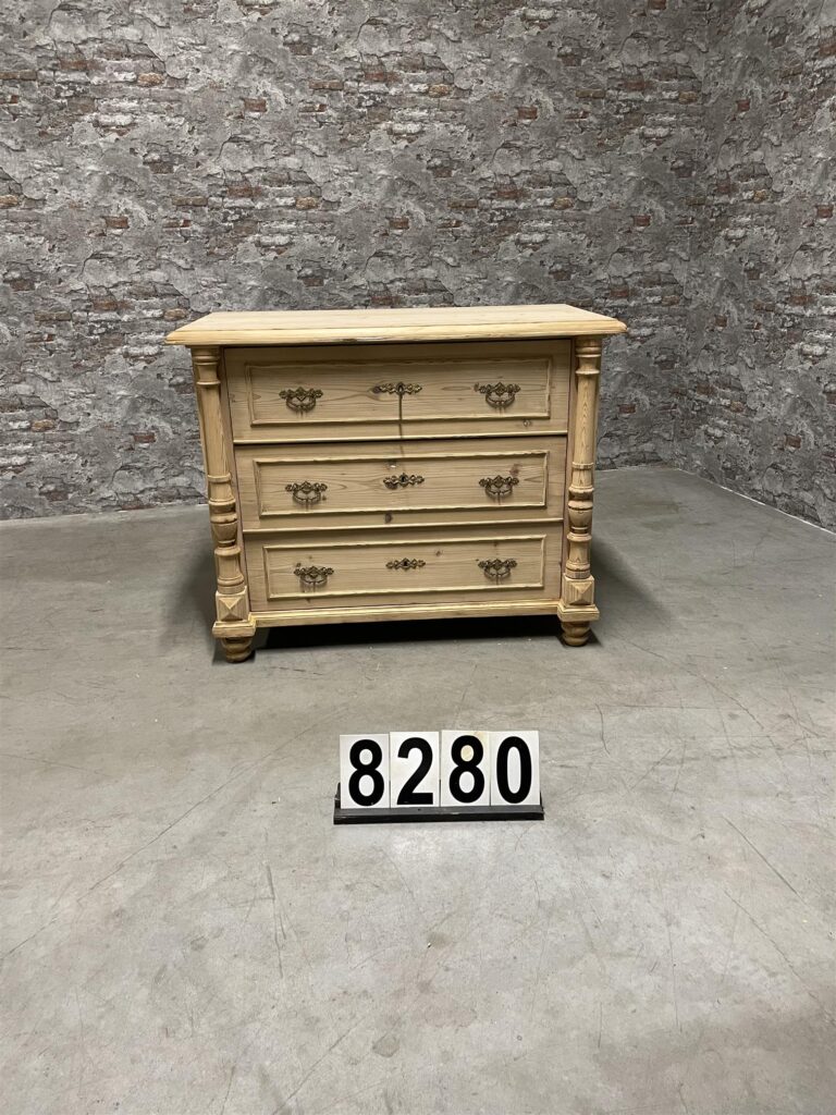 Antiek grenen commode