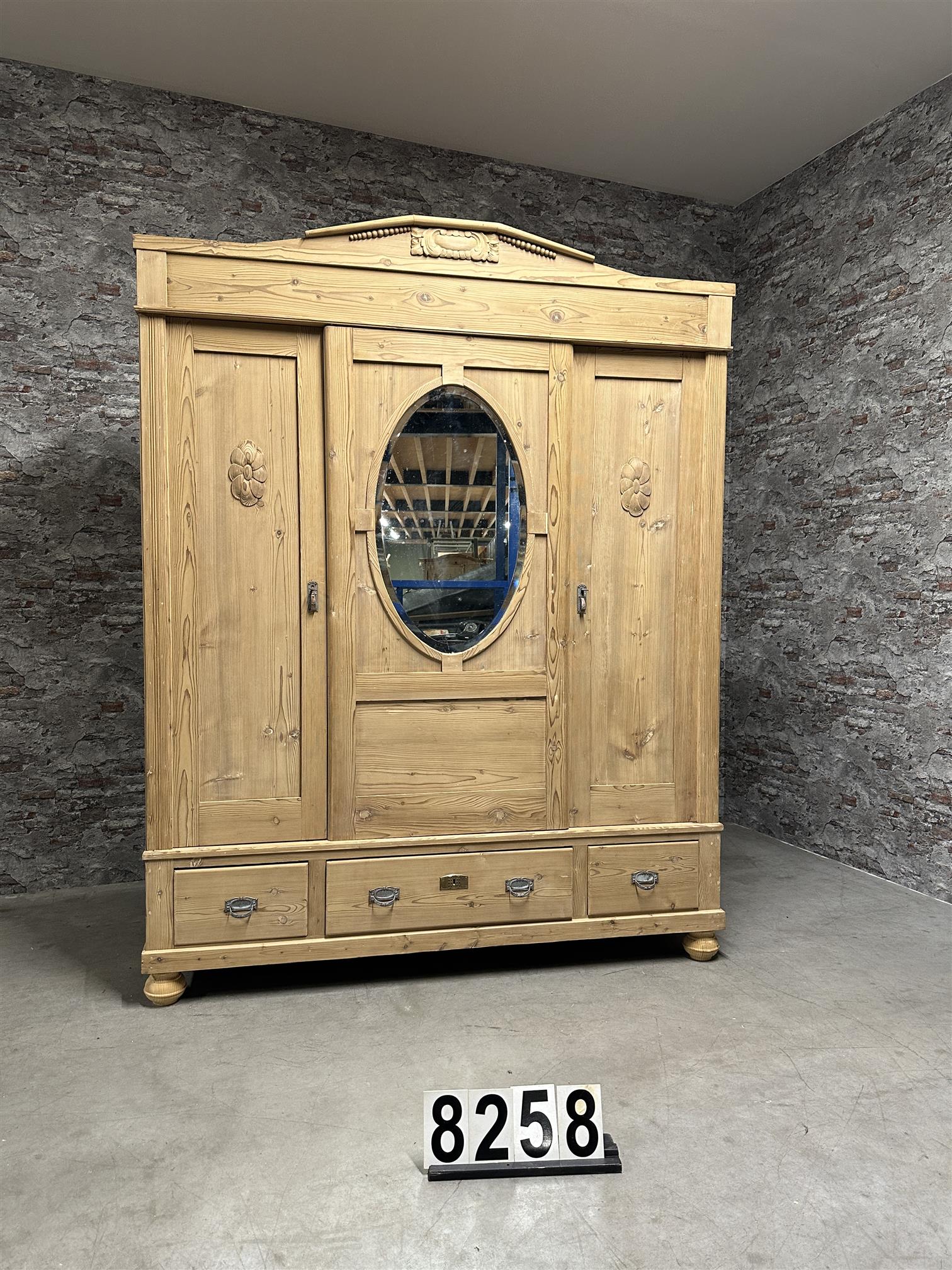 Antique pine cabinet | wardrobe 8258