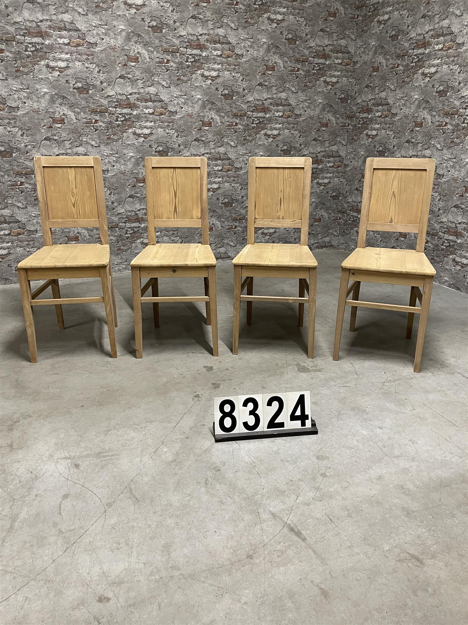 4 Antique pine chairs 8324