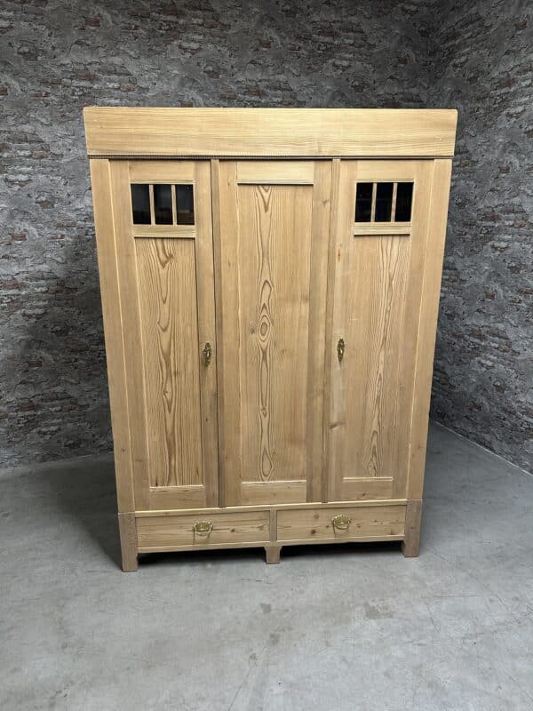 Antique pine wardrobe – 141 x 62 – nr.8395