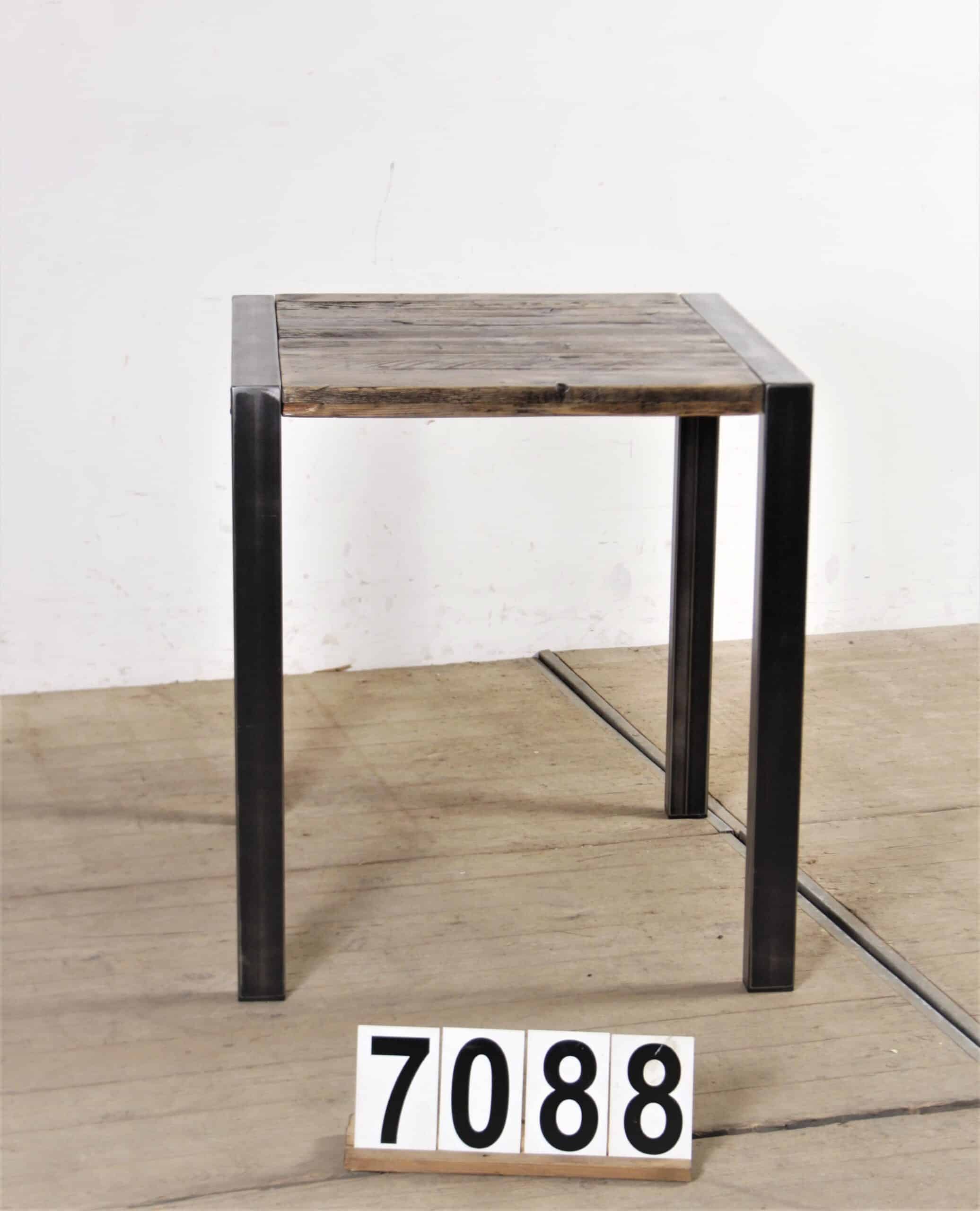 Bistro table 70×70 nr.7088