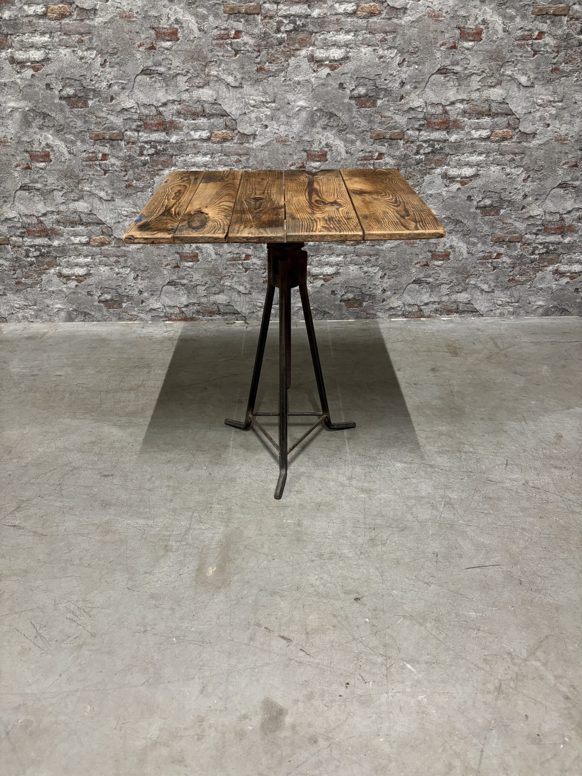 Industrial vintage bistro table 66×60 nr.1021