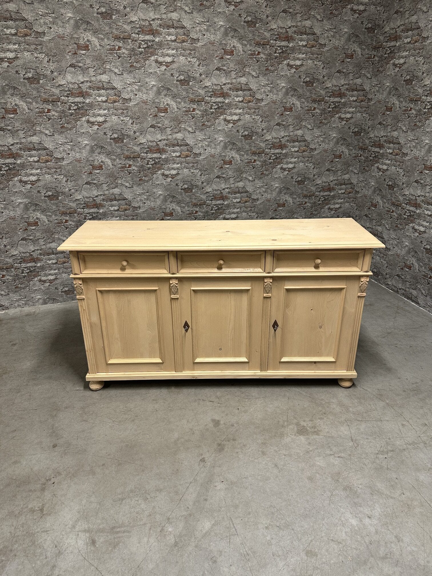 antiek grenen dressoir