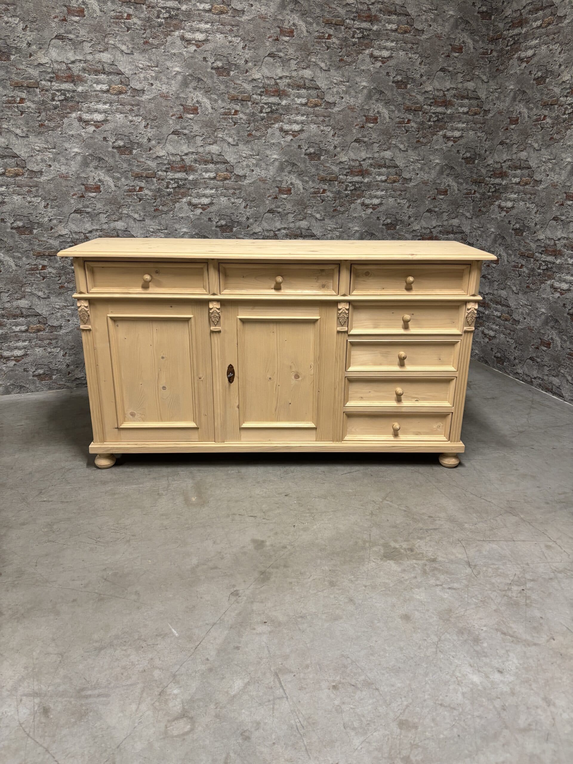 Antique pinewood dresser 160×50 nr.8421