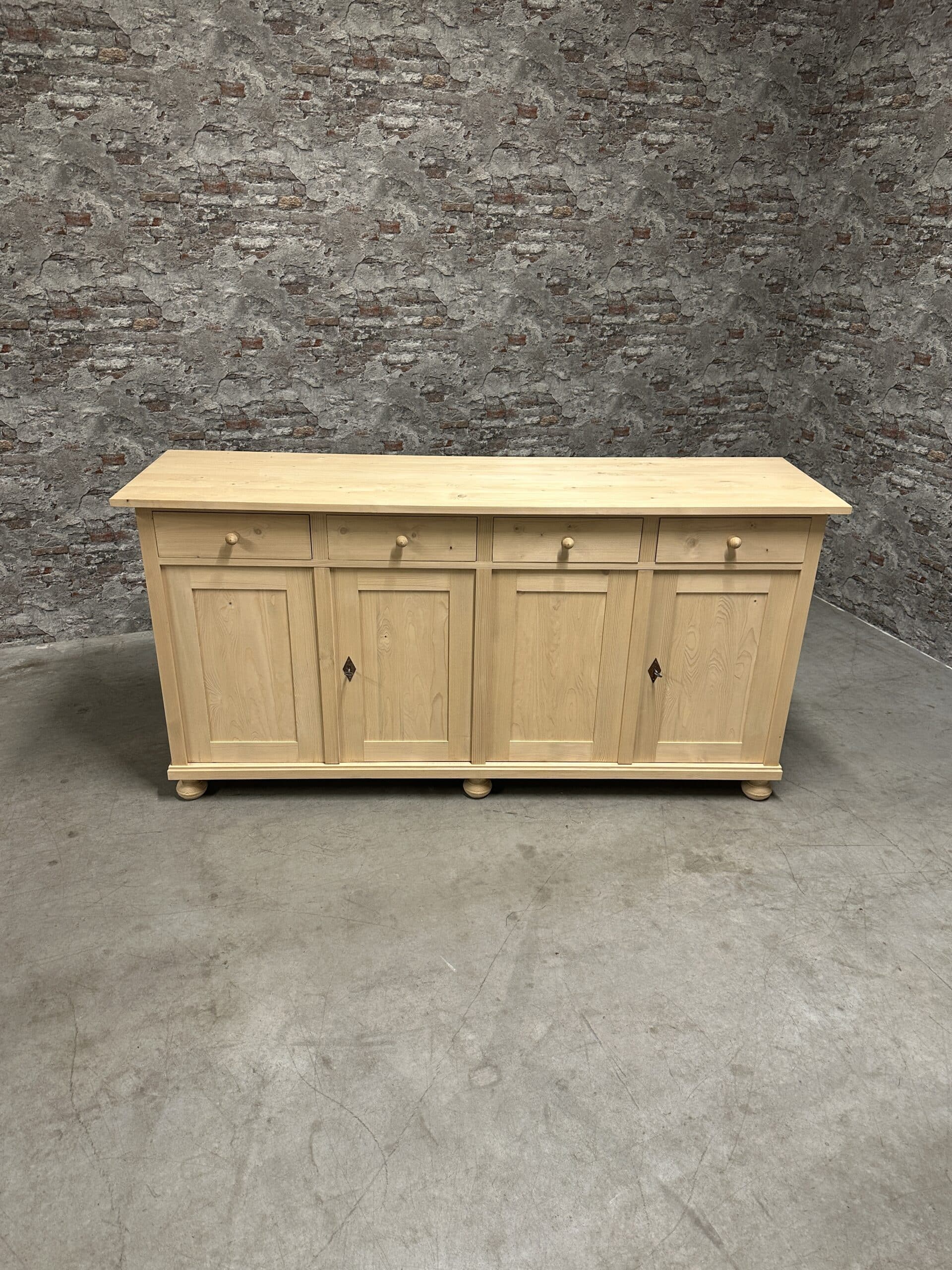 Antiek grenen dressoir