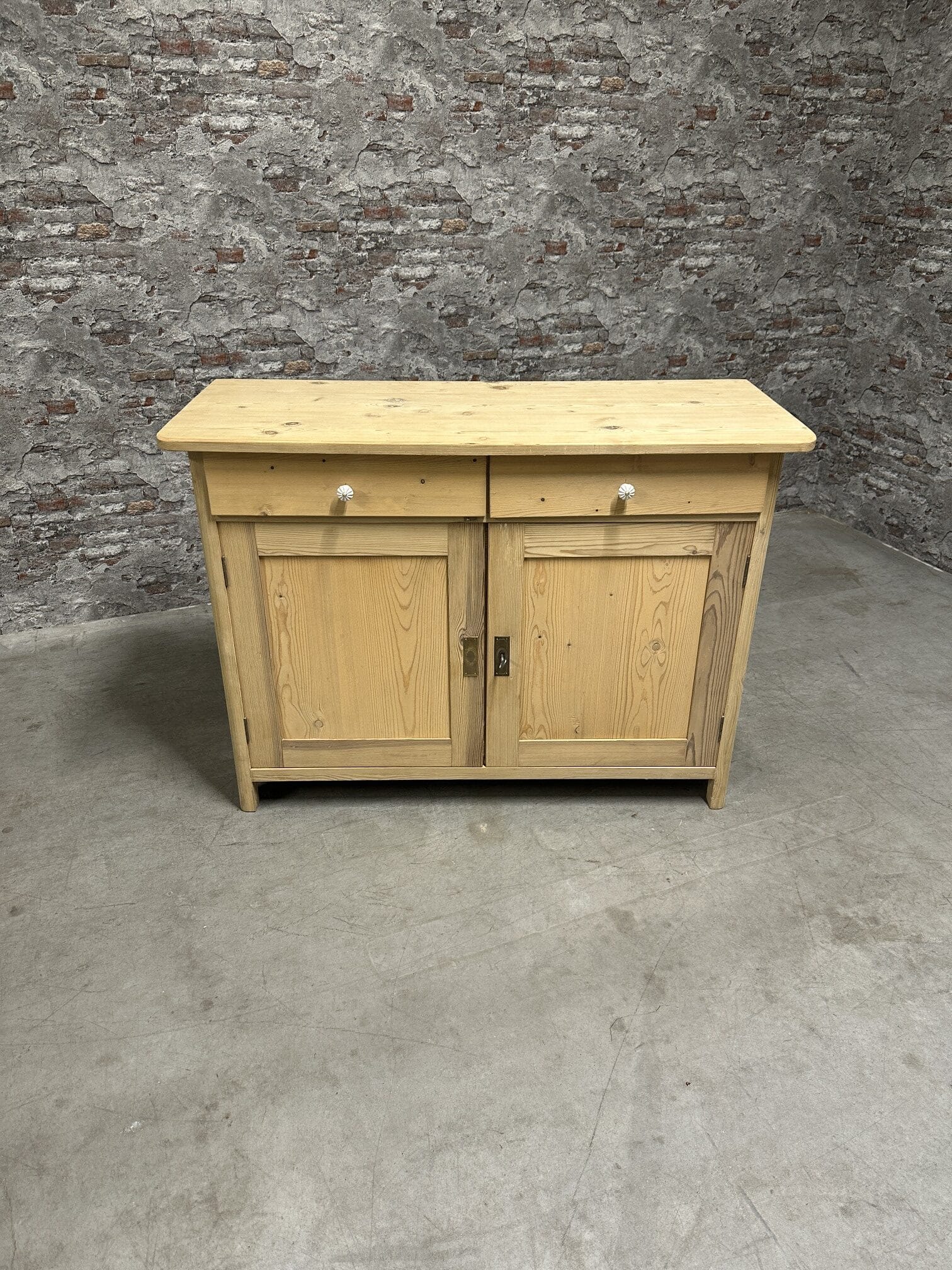 antiek grenen commode