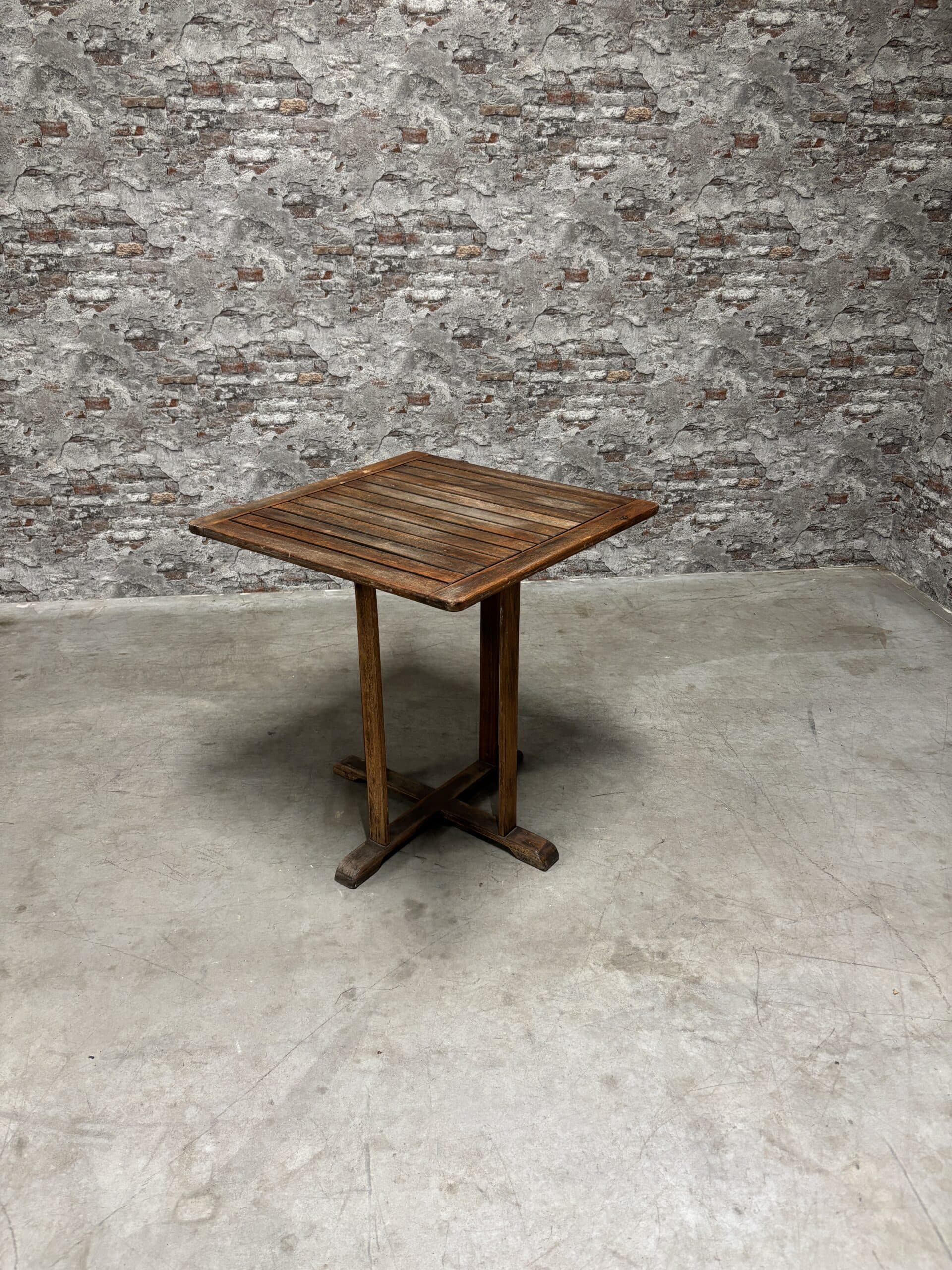 Vintage bistro table 70×70 nr967