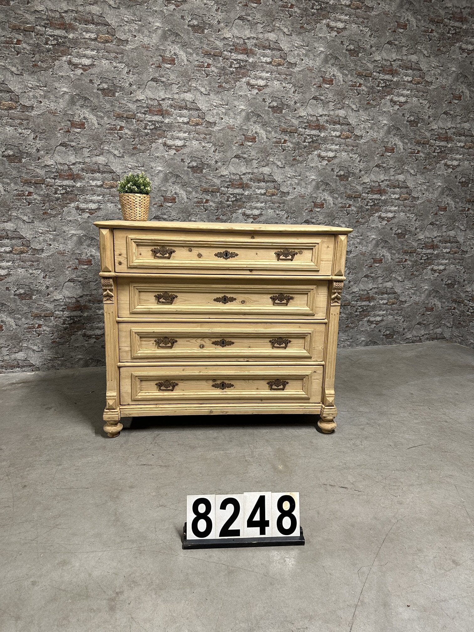 Antiek grenen commode