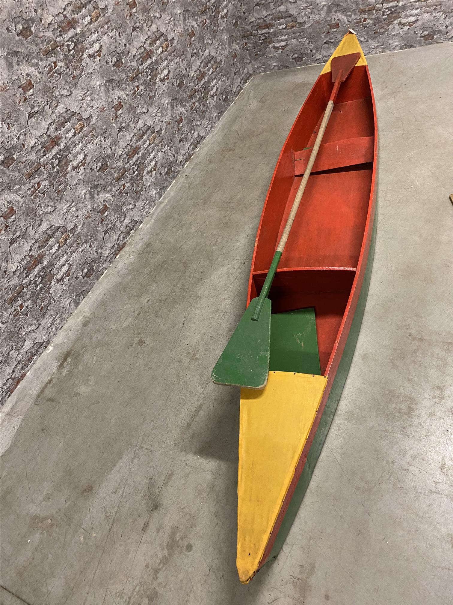 vintage canoe 387×56 nr9963