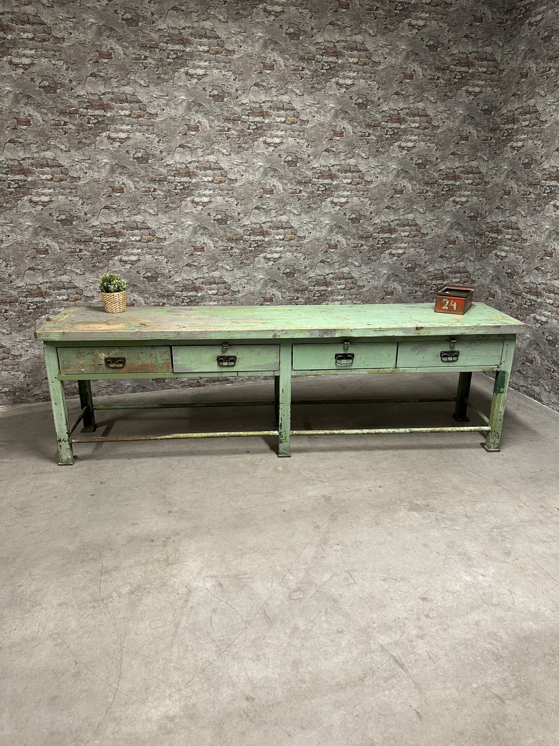 Industrie vintage werkbank