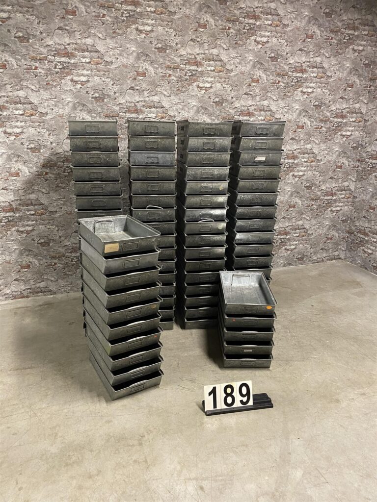 Industrie Meubelen 2022 Nr189 10x50x31 Artnr101520 (1)