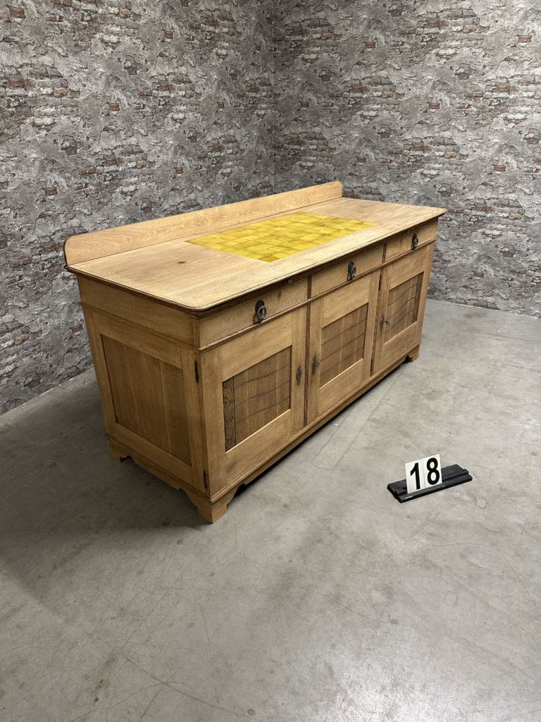 Nr18 106x200x75 Artnr203850 (7)